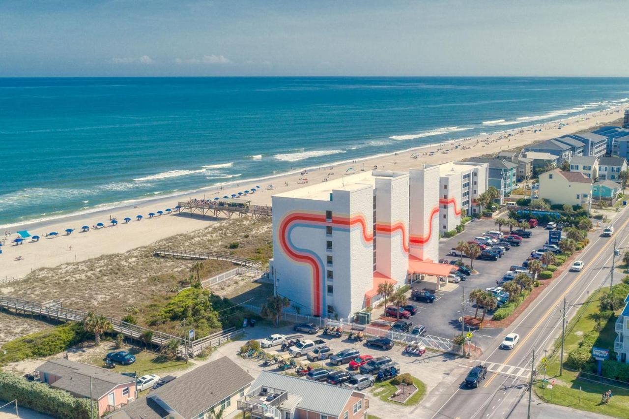 Golden Sands Oceanfront Hotel Каролина-бич Экстерьер фото