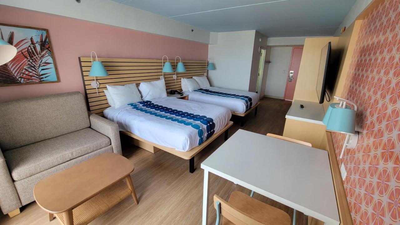 Golden Sands Oceanfront Hotel Каролина-бич Экстерьер фото