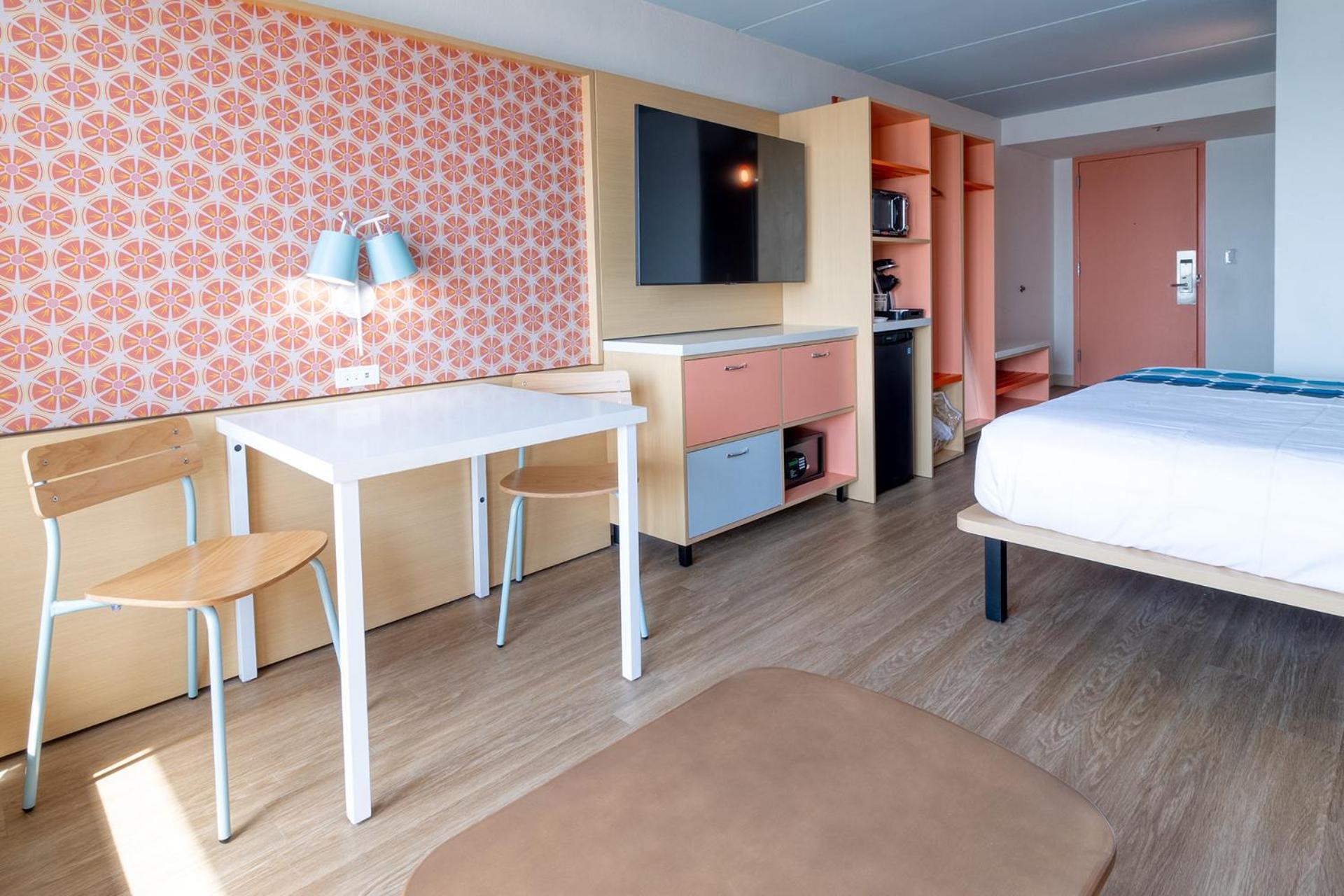 Golden Sands Oceanfront Hotel Каролина-бич Экстерьер фото