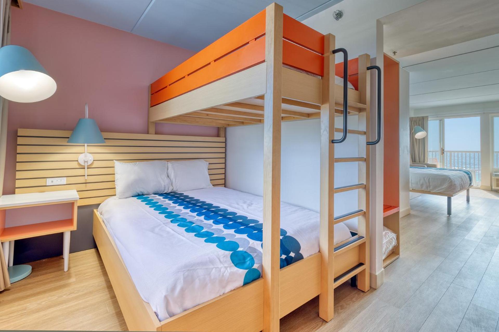 Golden Sands Oceanfront Hotel Каролина-бич Номер фото