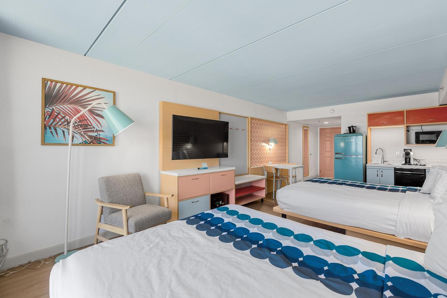 Golden Sands Oceanfront Hotel Каролина-бич Экстерьер фото